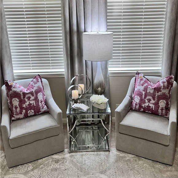 1-NWT SPANISH WOVEN GREEK GARDEN DESIGN PILLOW (Read description for details) - Picture 7 of 11